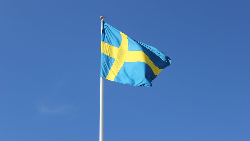 Ett foto på Sveriges flagga